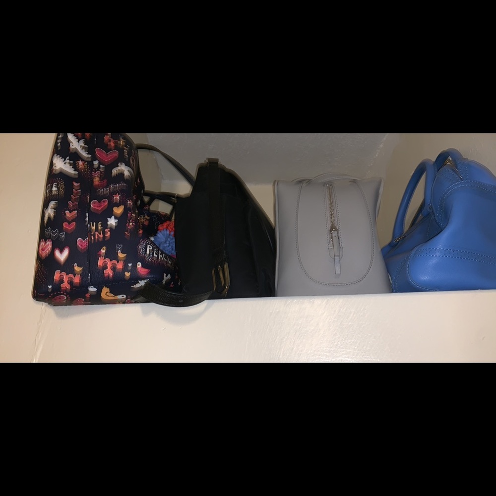 Authentic Tory Burch bags boots & shoes price vary
